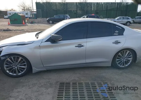 2019 Infiniti Q50 3.0T Luxe z USA, uszkodzony, nr VIN JN1EV7AR2KM554779